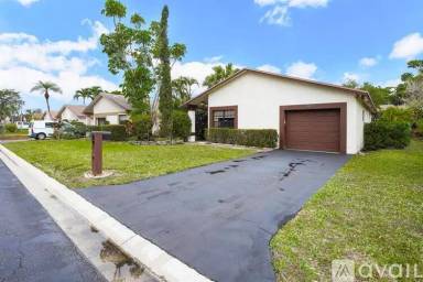 Main picture of 8907 Old Pine Rd