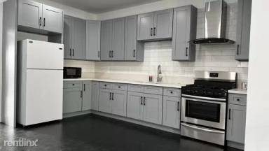Main picture of 3520 E 6th St