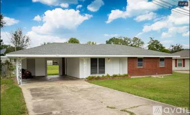 Main picture of 103 Leahy Dr