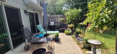 Main picture of 544 Petunia Ln N