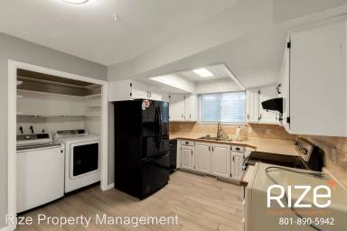 Main picture of 1833 S West Temple