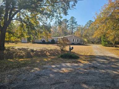 Main picture of 6987 Buckhorn Rd