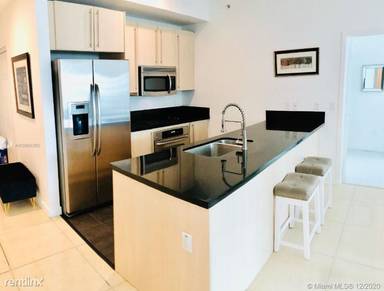 Main picture of Axis on Brickell