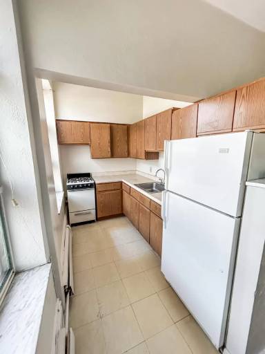 Main picture of 615 Lincoln Ave