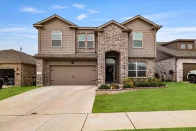 Main picture of 2420 Mockingbird Ct