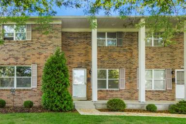 Main picture of 4832 Dierker Rd