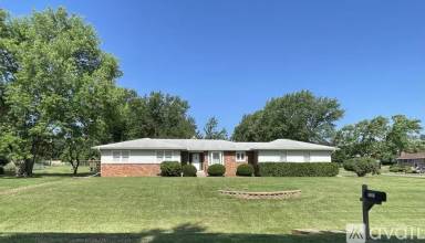 Main picture of 2721 SE Faxon Dr