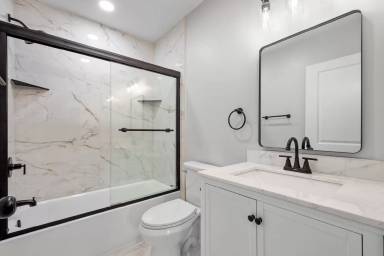 Main picture of 1625 Henrici St