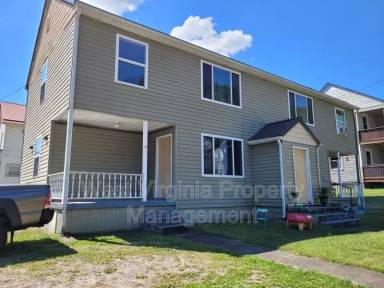 Main picture of 114 Barber Ln