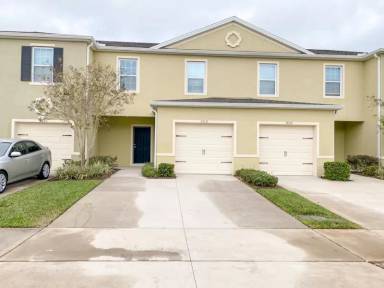 Main picture of 9039 Carlotta Way