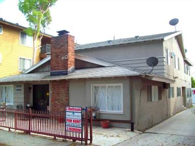 Main picture of 3218 E Wilton St