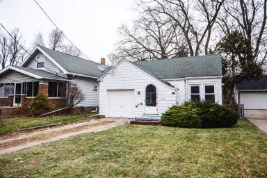 Main picture of 4244 Douglas Rd