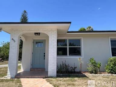 Main picture of 655 102nd Ave N