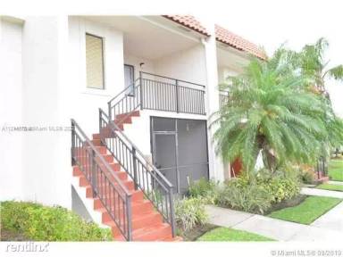 Main picture of 16481 Blatt Blvd