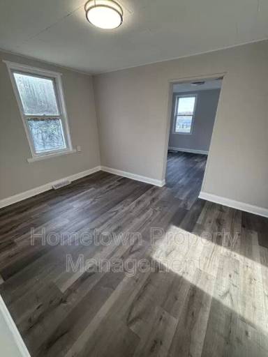 Main picture of 2689 Strickhouser Rd