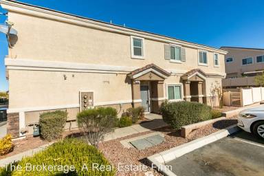 Main picture of 1070 Pleasure Ln