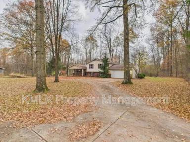 Main picture of 874 Pleasant Dr NW