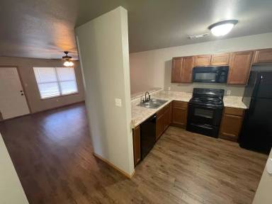 Main picture of 5024 S 34th St
