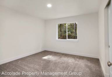 Main picture of 1031 Oakmont Dr