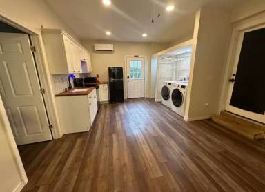 Main picture of 24 Palmer St