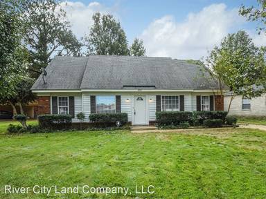 Main picture of 6983 Tulip Trail Dr
