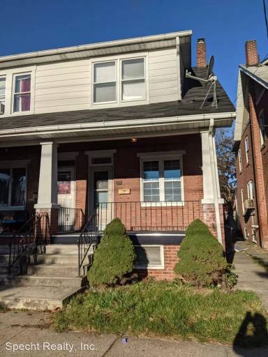 Main picture of 409 N York St