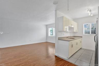 Main picture of 525 79th St