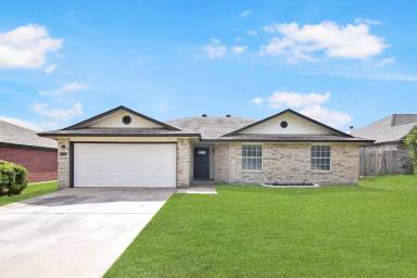 Main picture of 1906 Agate Dr