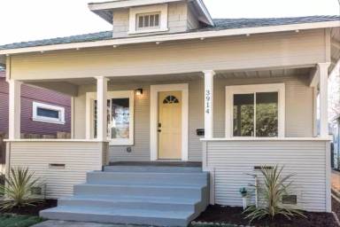 Main picture of 3914 3rd Ave