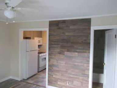 Main picture of 9628 11th Bay St