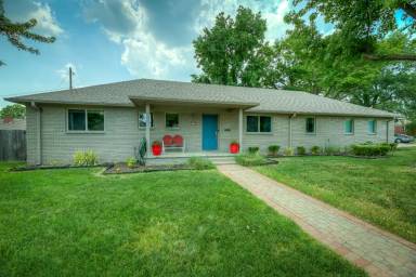 Main picture of 4308 S Irvington Ave