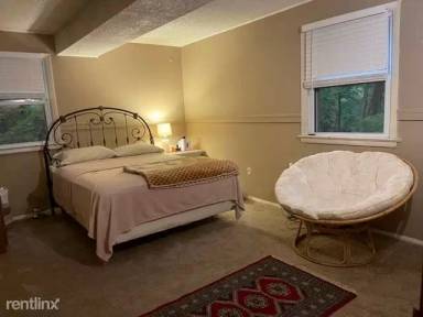 Main picture of 3712 Sleepy Hollow Rd