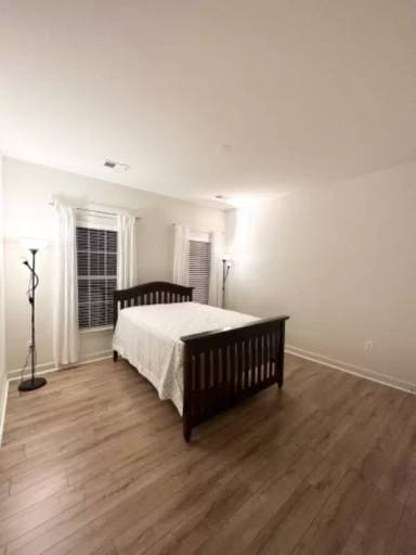 Main picture of 16521 Louisville Pl