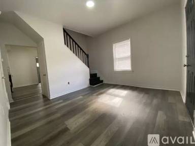 Main picture of 659 Pegram St
