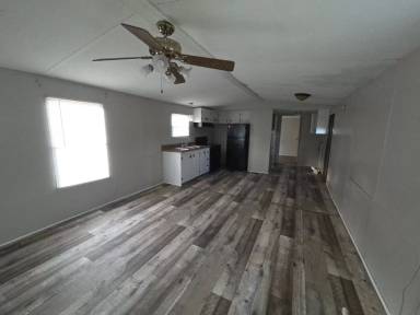 Main picture of 614 Oakland Church Rd