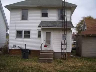 Main picture of 705 Kokomo