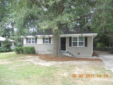 Main picture of 843 Meadow Pl
