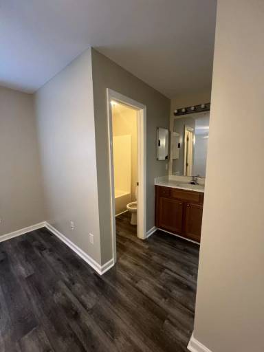 Main picture of 8020 Tremaine Ct