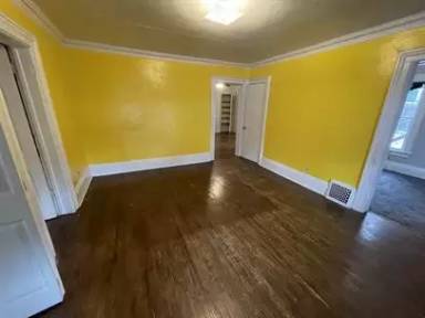 Main picture of 330 Lincoln St