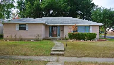 Main picture of 3903 Meadowlark Ave
