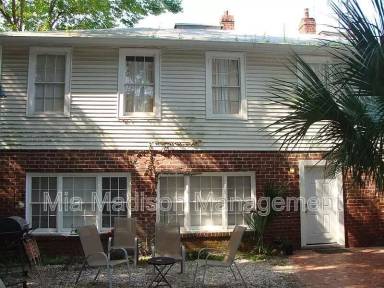 Main picture of 1415 E 42nd St