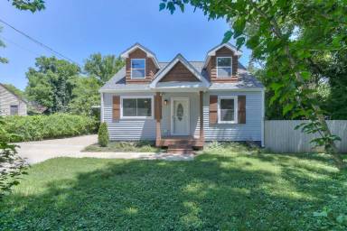 Main picture of 2920 Murray Cir