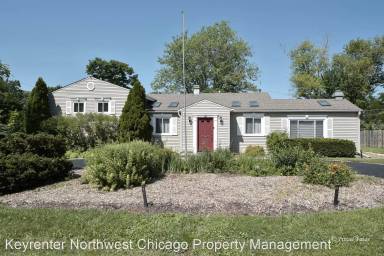 Main picture of 4 Pamela Rd