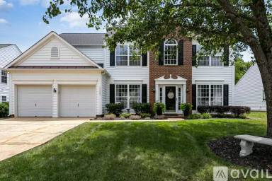 Main picture of 15907 Gathering Oaks Dr