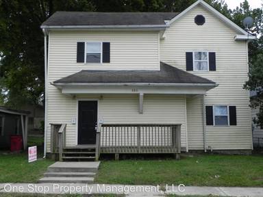 Main picture of 133 E Elm St