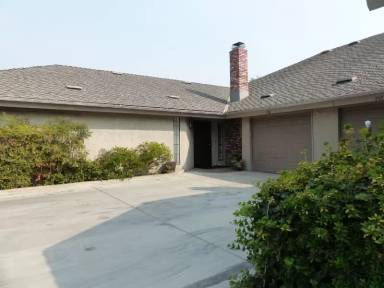 Main picture of 315 E Nees Ave