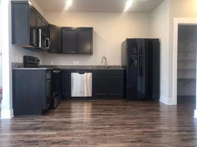 Main picture of 3919 W.S. Phillips Pkwy