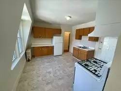 Main picture of 501 Warren St