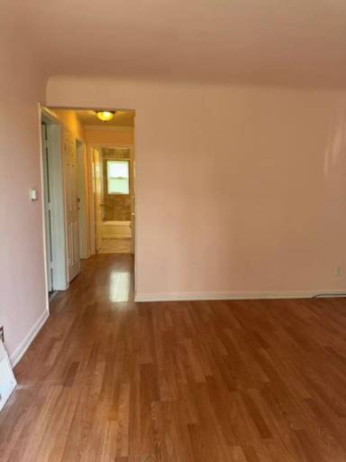Main picture of 5150 E Outer Dr