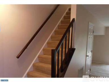 Main picture of 7 Wosniak Ct